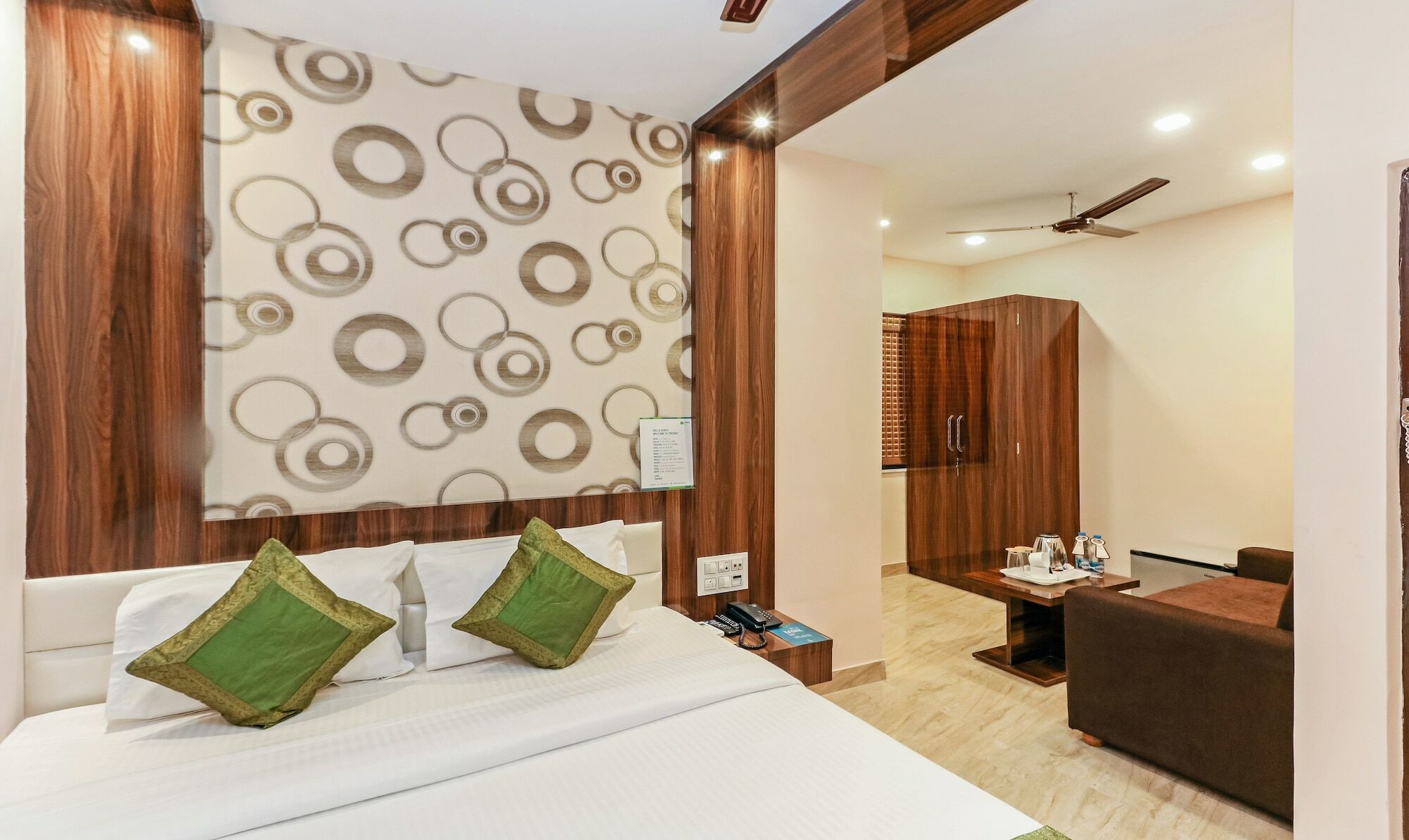 Treebo Trend Imperio Hotel Kolkata Exterior photo